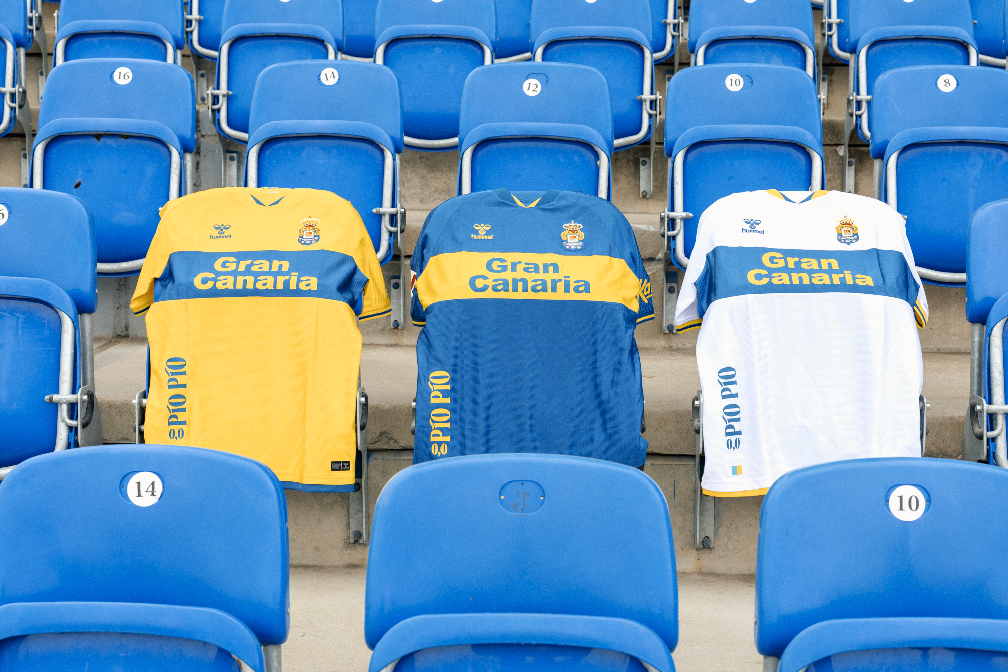 Equipaciones 26/27